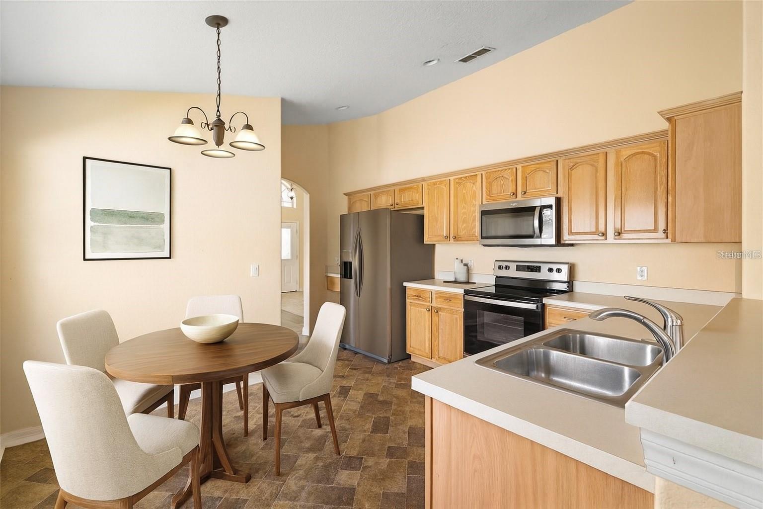 Image 7 of 33 For 3152 Wood Rose Way