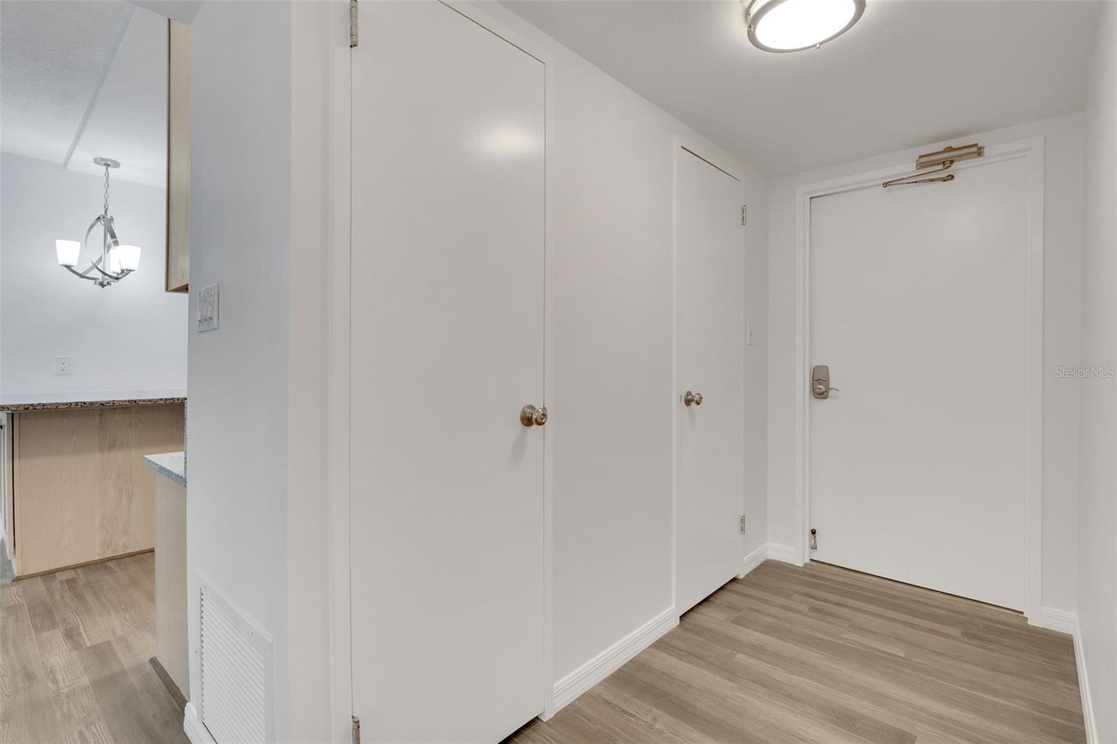 Image 14 of 25 For 1224 Peninsula Drive 621