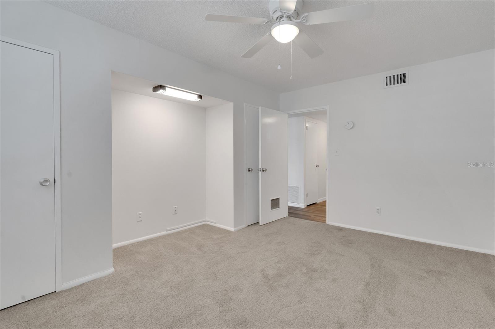 Image 18 of 25 For 1224 Peninsula Drive 621