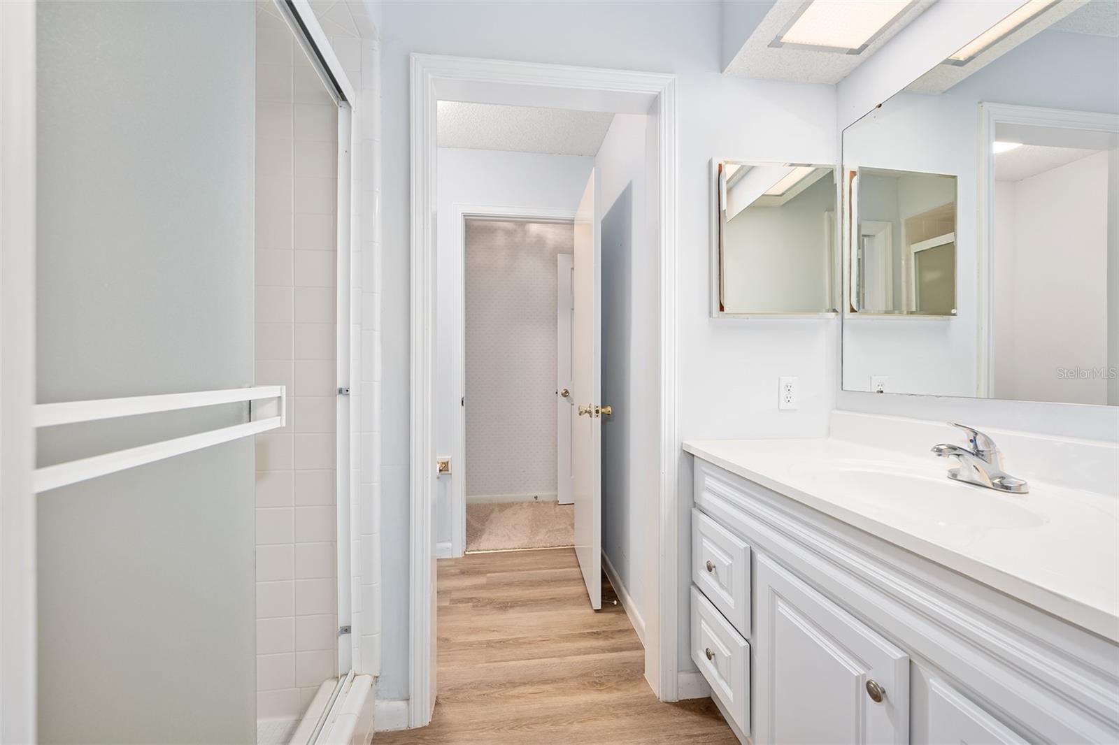 Image 38 of 73 For 19 Oakmont Circle