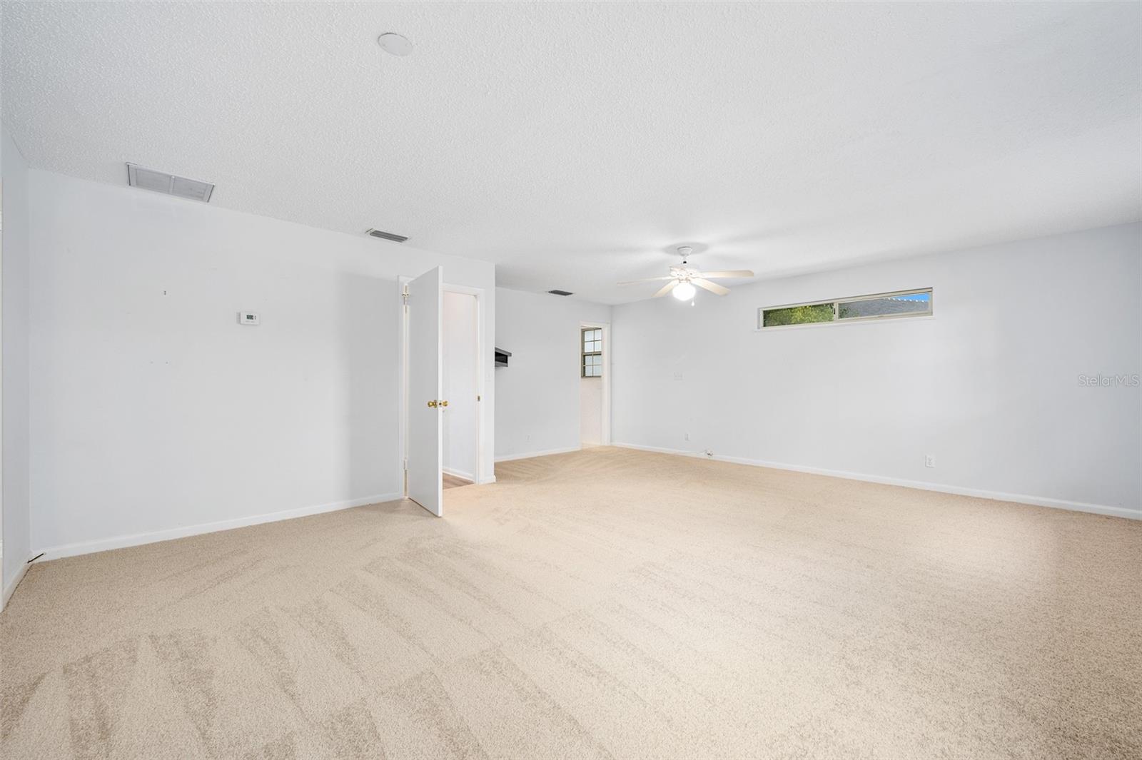 Image 48 of 73 For 19 Oakmont Circle