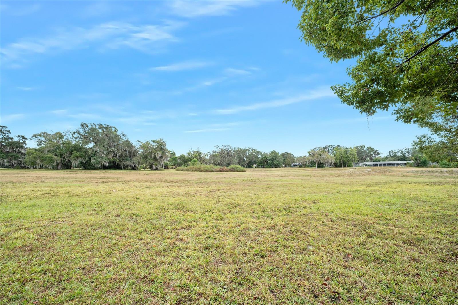 Image 62 of 73 For 19 Oakmont Circle