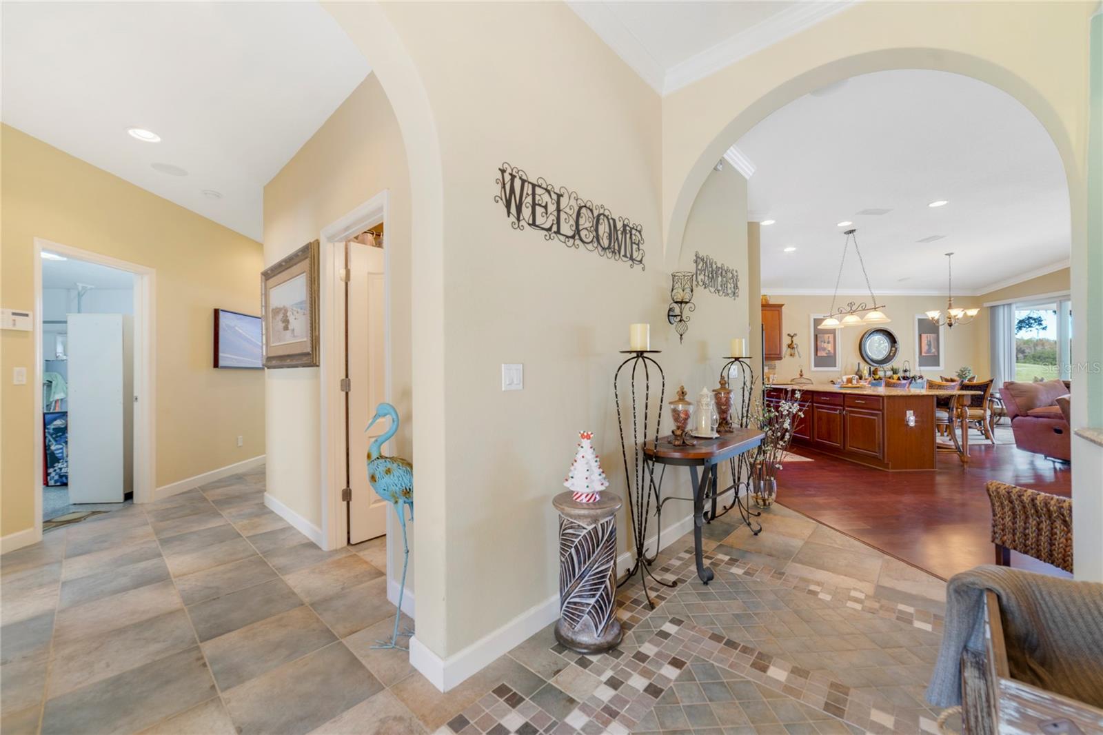 Image 23 of 38 For 1104 Champions Drive