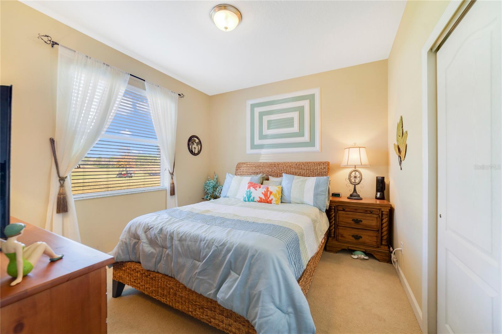 Image 26 of 38 For 1104 Champions Drive