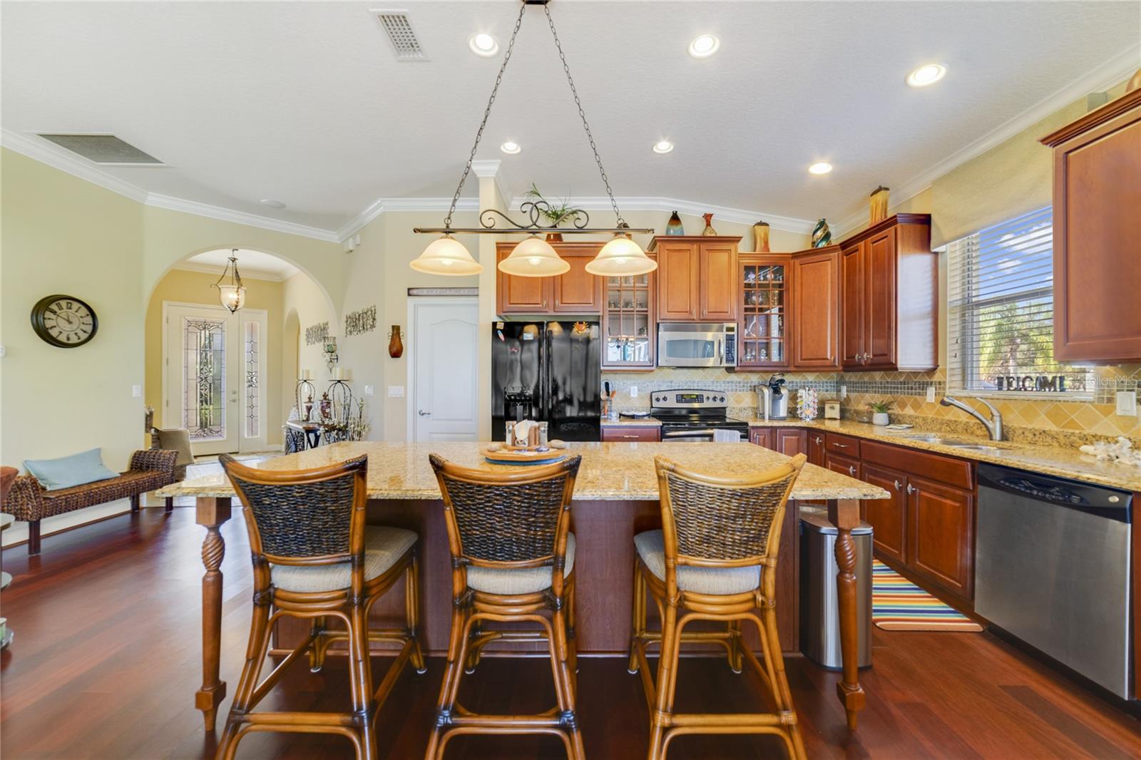 Image 8 of 38 For 1104 Champions Drive