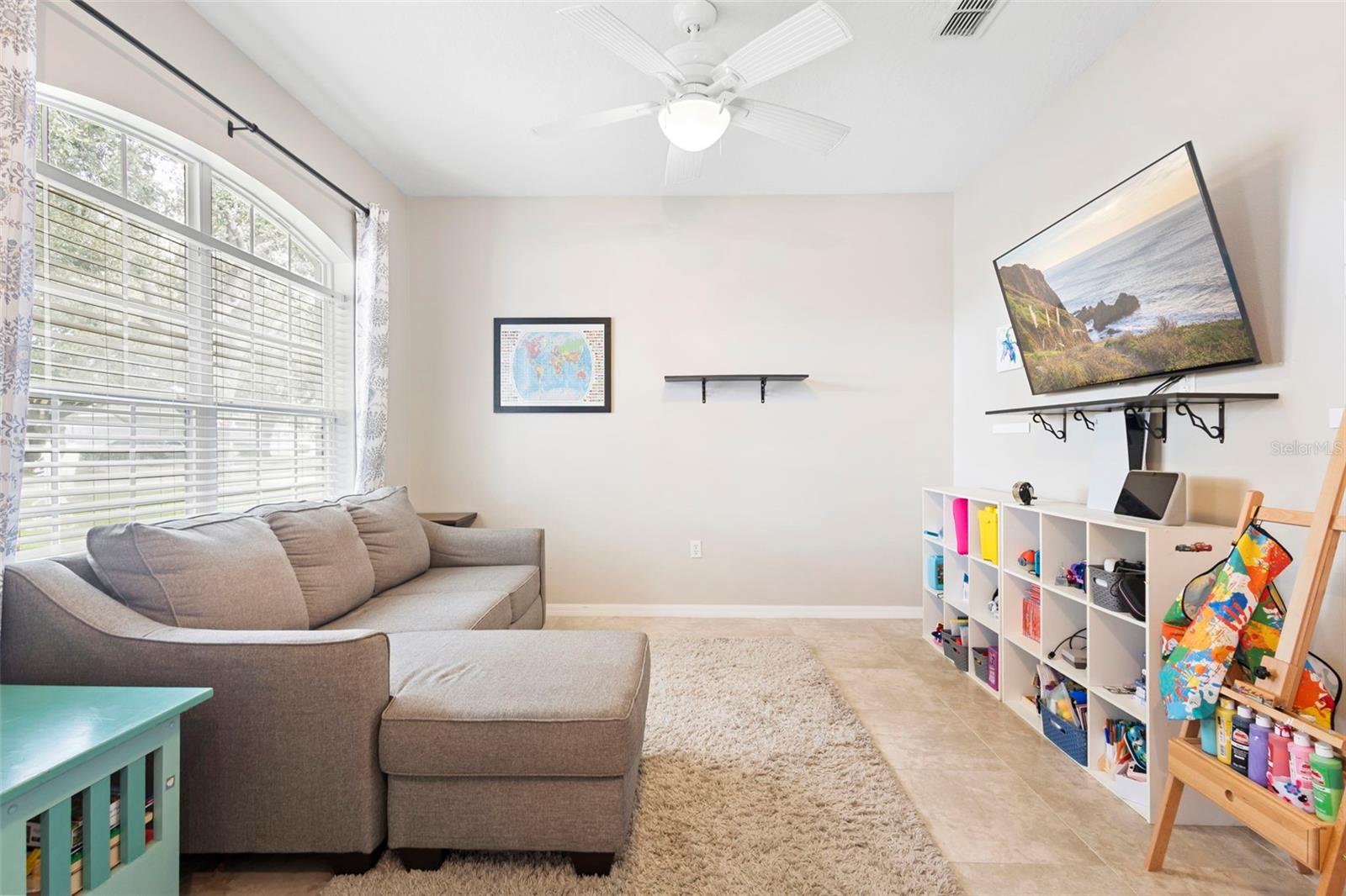 Image 11 of 62 For 623 Woodford Drive