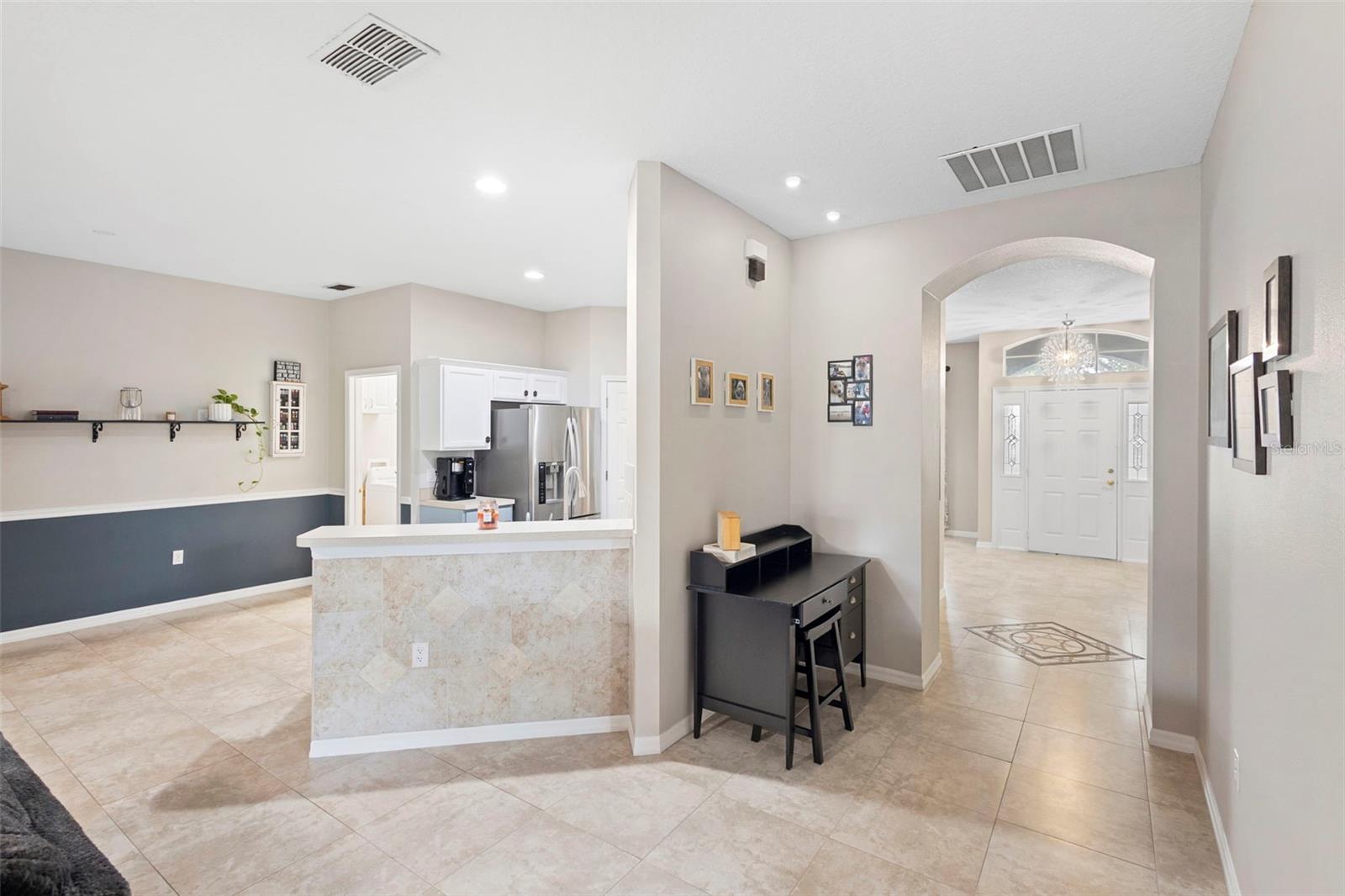 Image 16 of 62 For 623 Woodford Drive