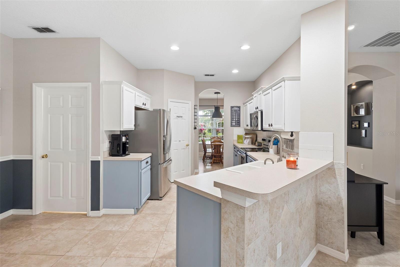 Image 20 of 62 For 623 Woodford Drive