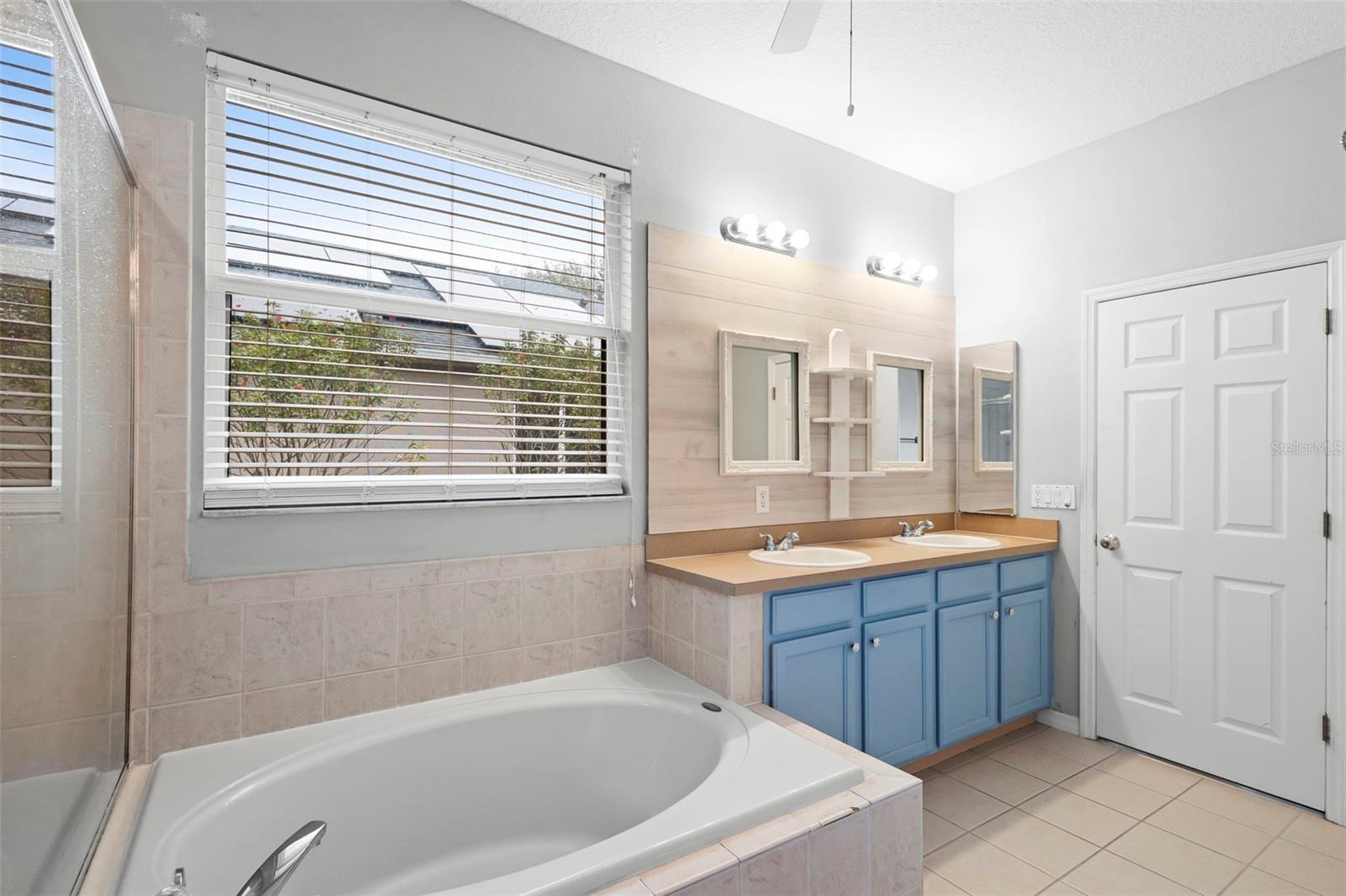 Image 36 of 62 For 623 Woodford Drive