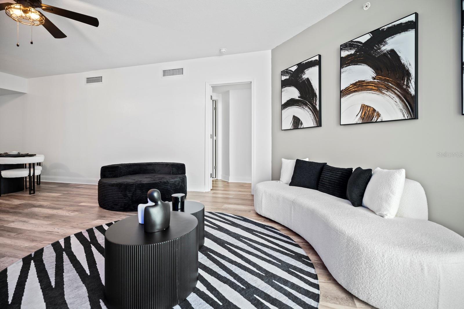 Image 11 of 22 For 231 Riverside Drive 708-1