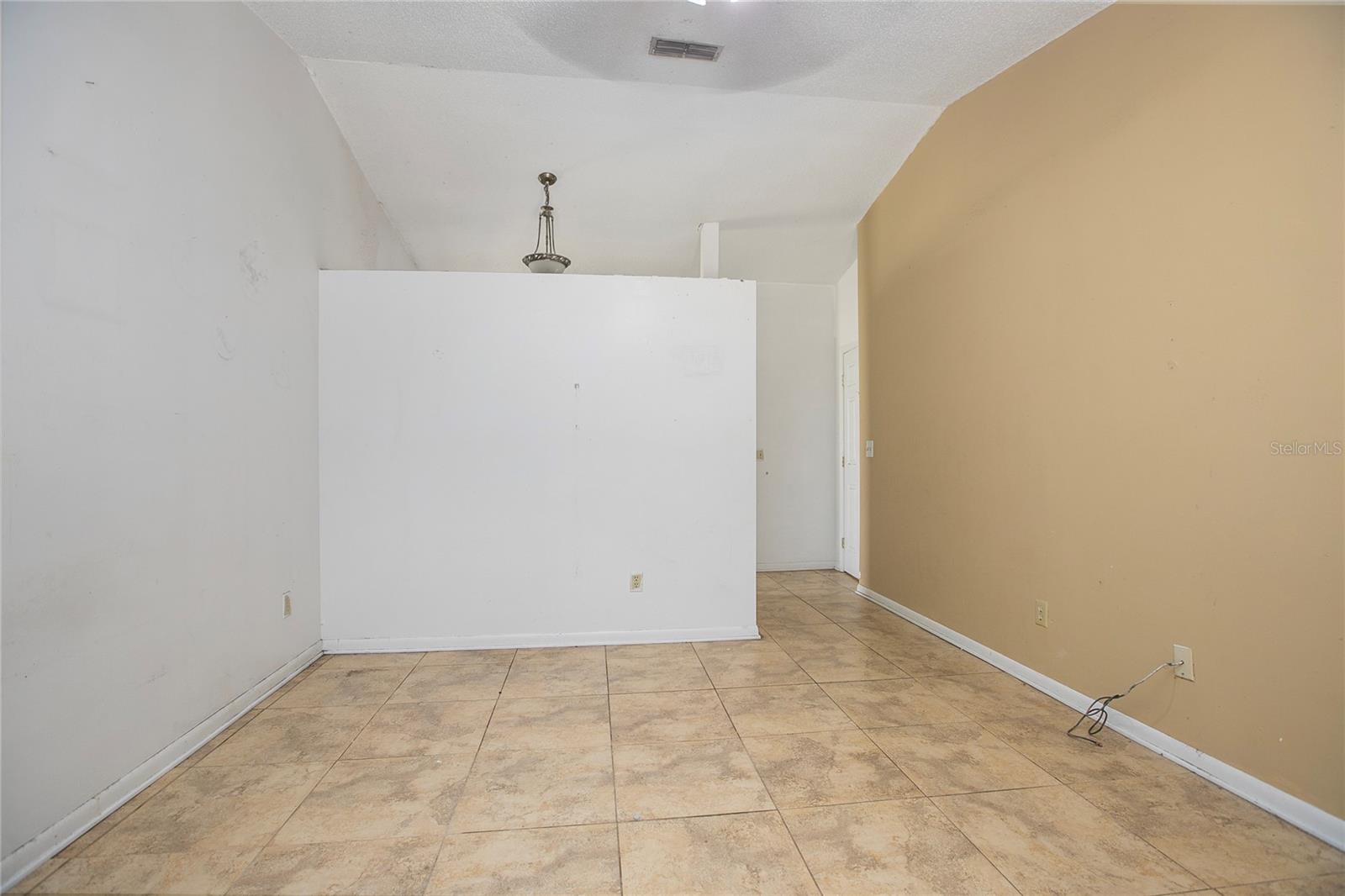 Image 11 of 19 For 2750 Sanger Terrace