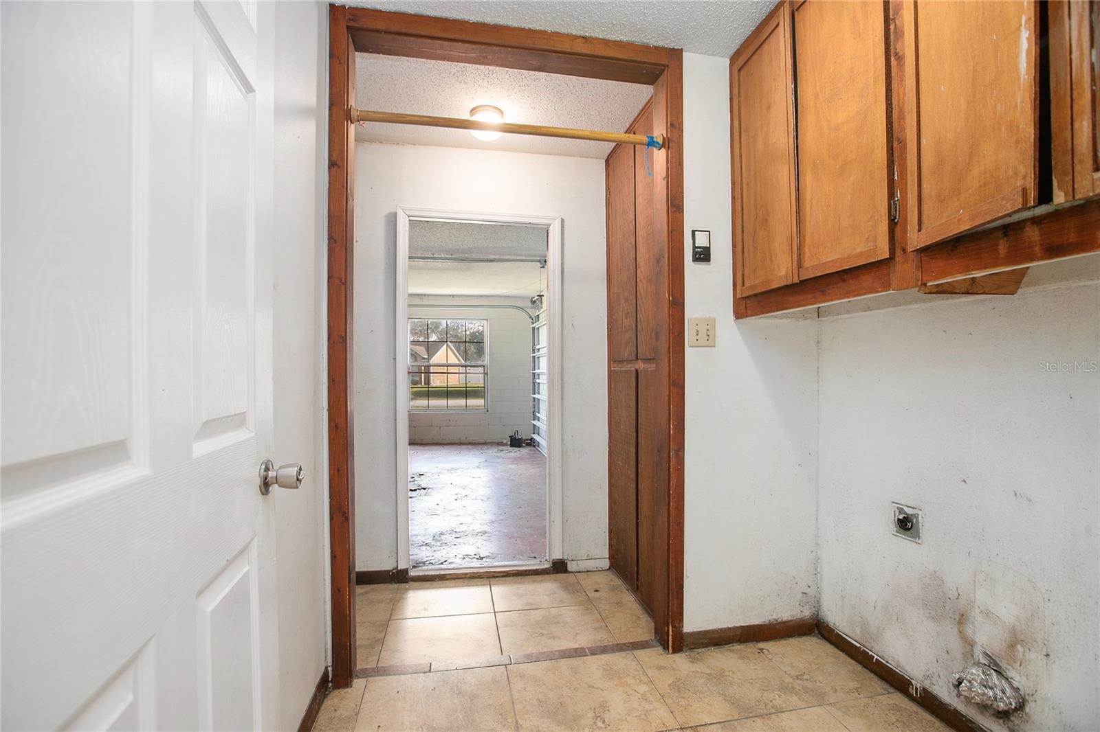 Image 17 of 19 For 2750 Sanger Terrace