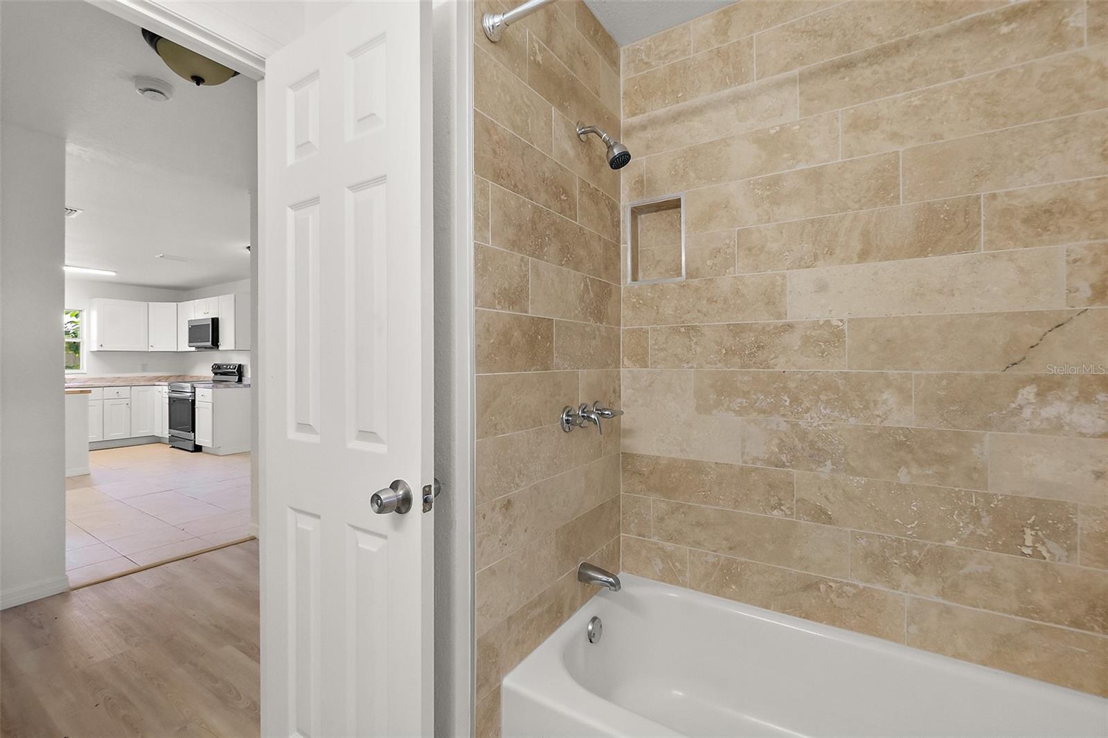 Image 19 of 32 For 145 Oak Ridge Avenue