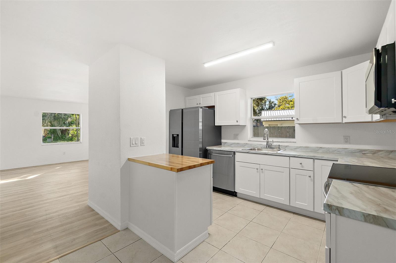 Image 8 of 32 For 145 Oak Ridge Avenue