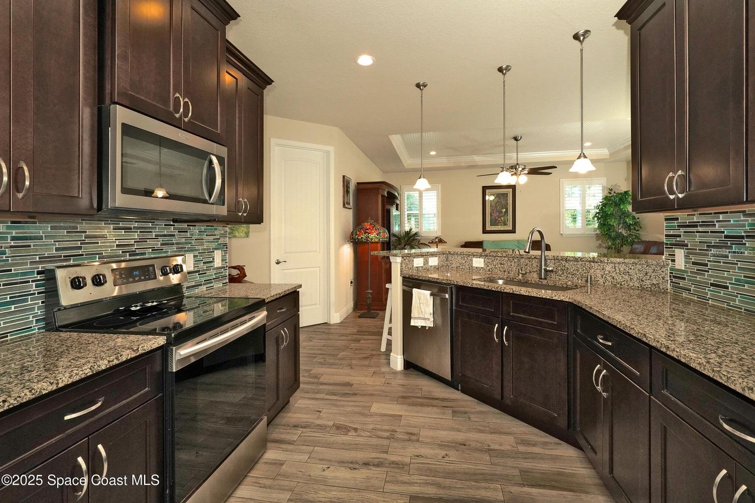 Image 31 of 45 For 4060 Edisto Drive