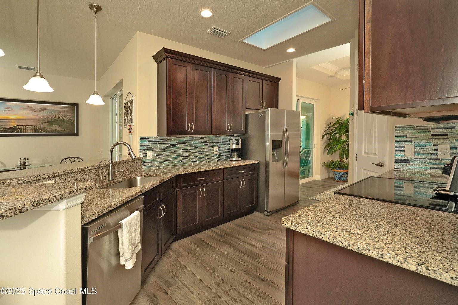 Image 32 of 45 For 4060 Edisto Drive