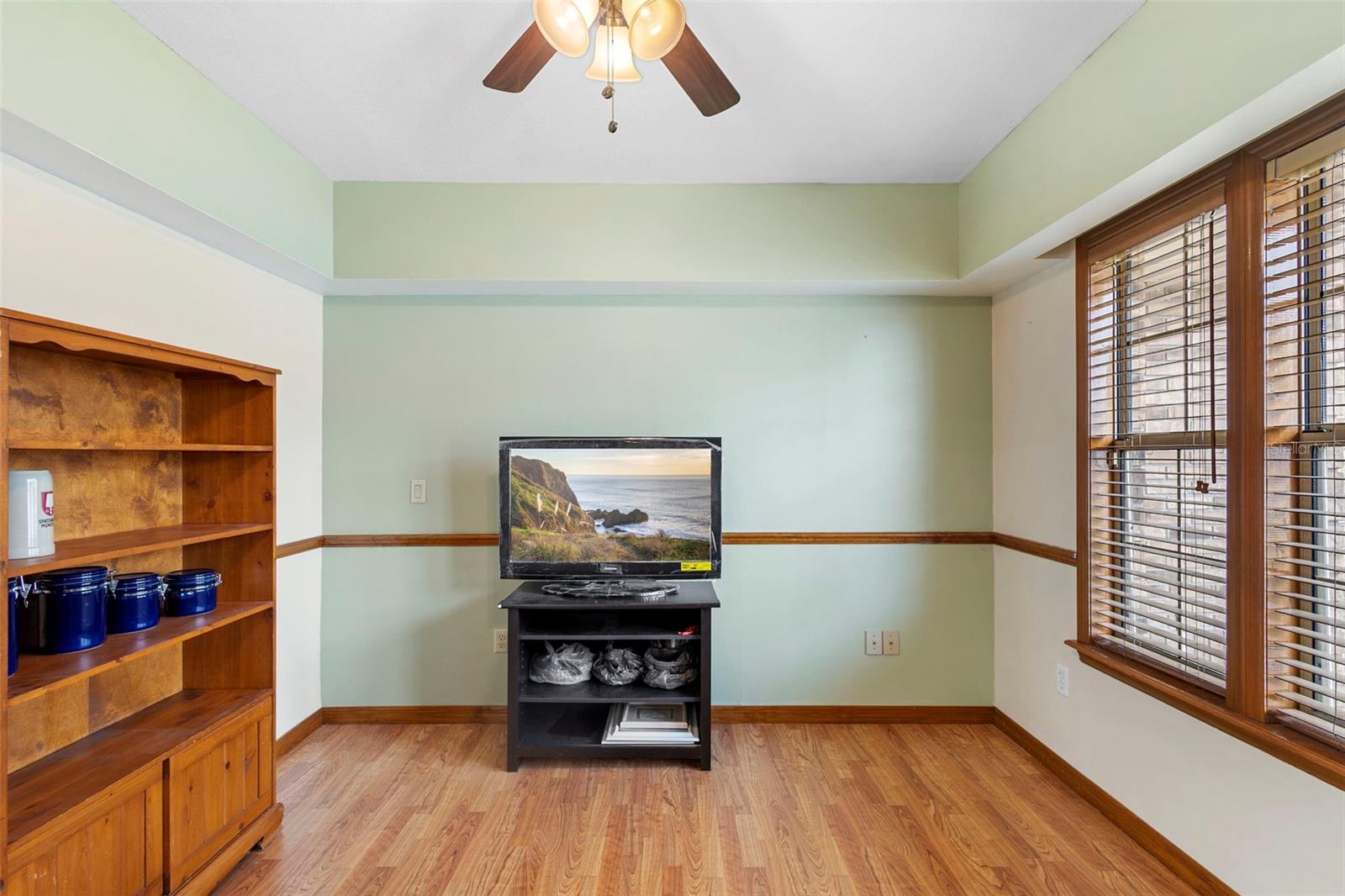 Image 15 of 45 For 1195 Old Mill Drive