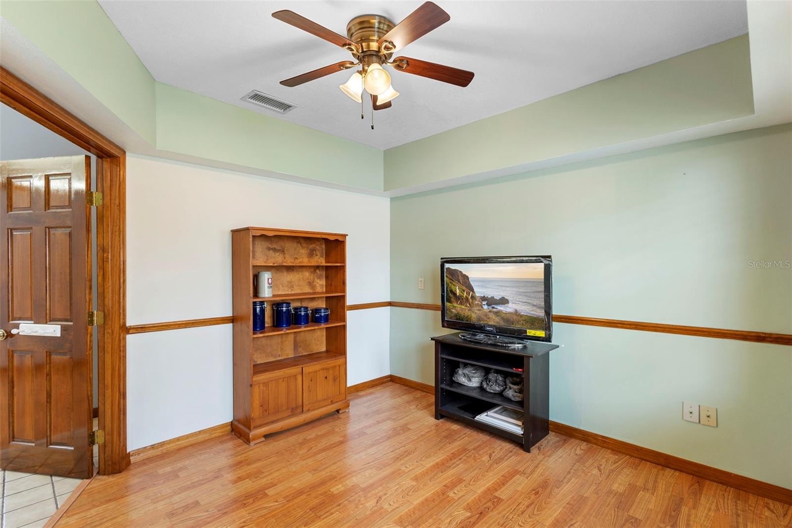 Image 16 of 45 For 1195 Old Mill Drive