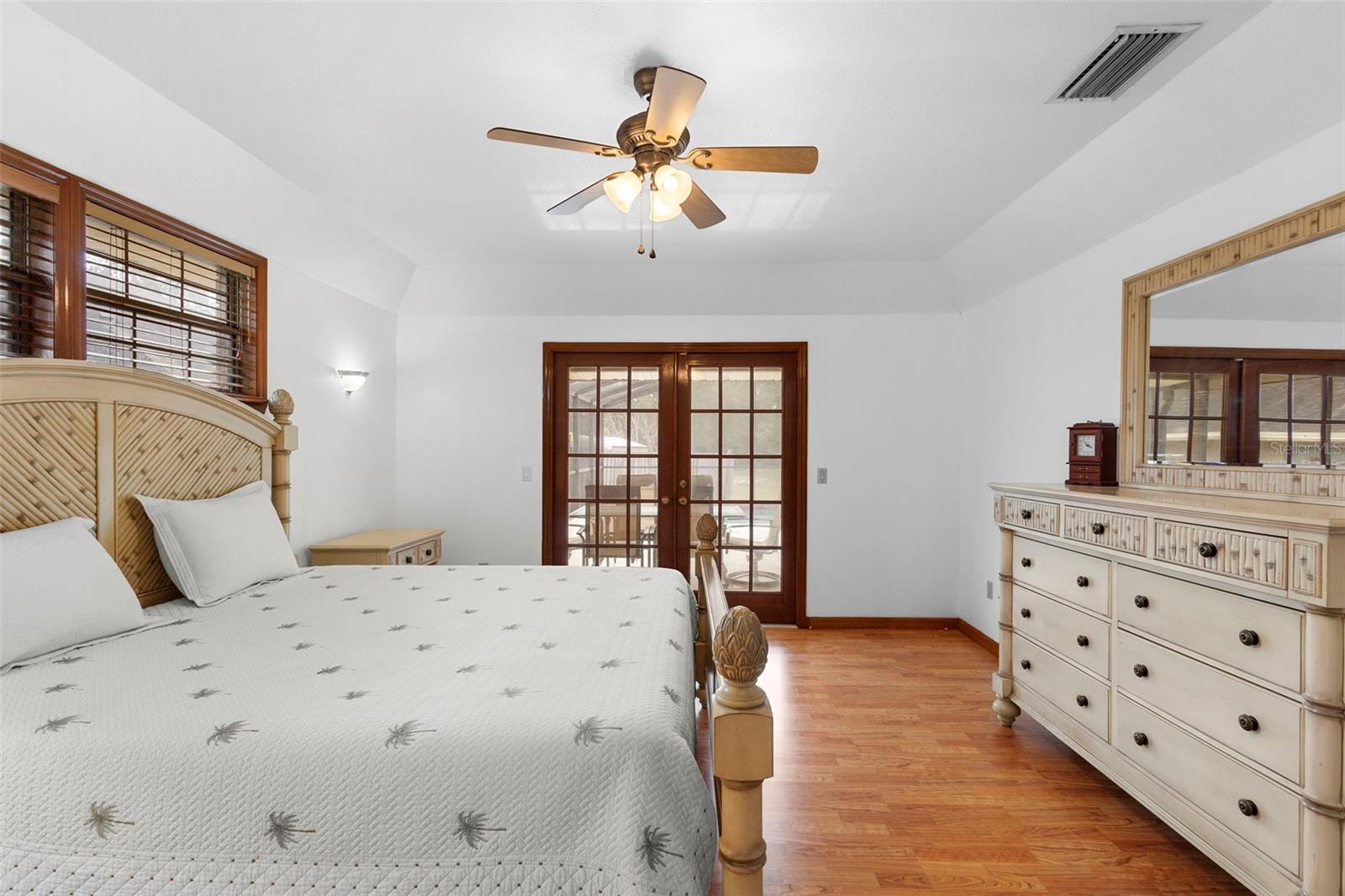 Image 18 of 45 For 1195 Old Mill Drive