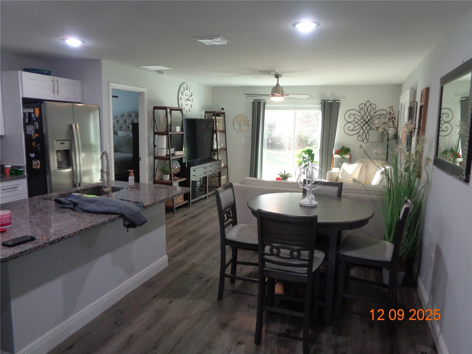 Image 17 of 31 For 2380 8th Avenue