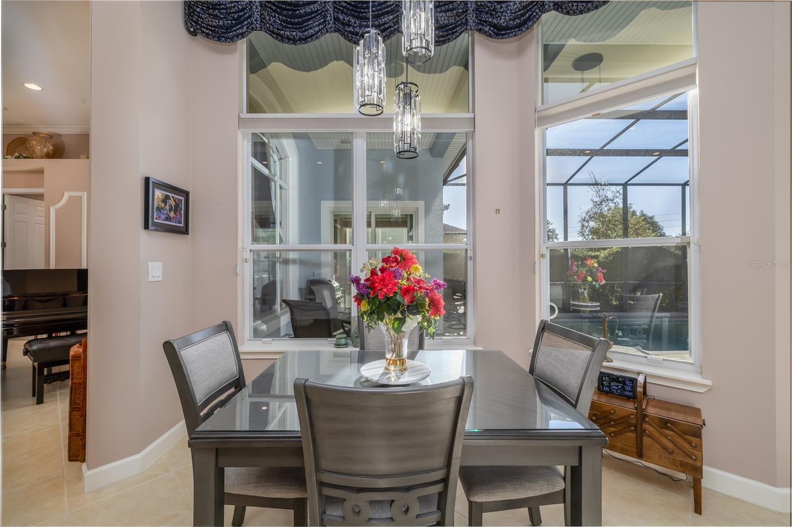 Image 15 of 48 For 312 Lake Victoria Circle