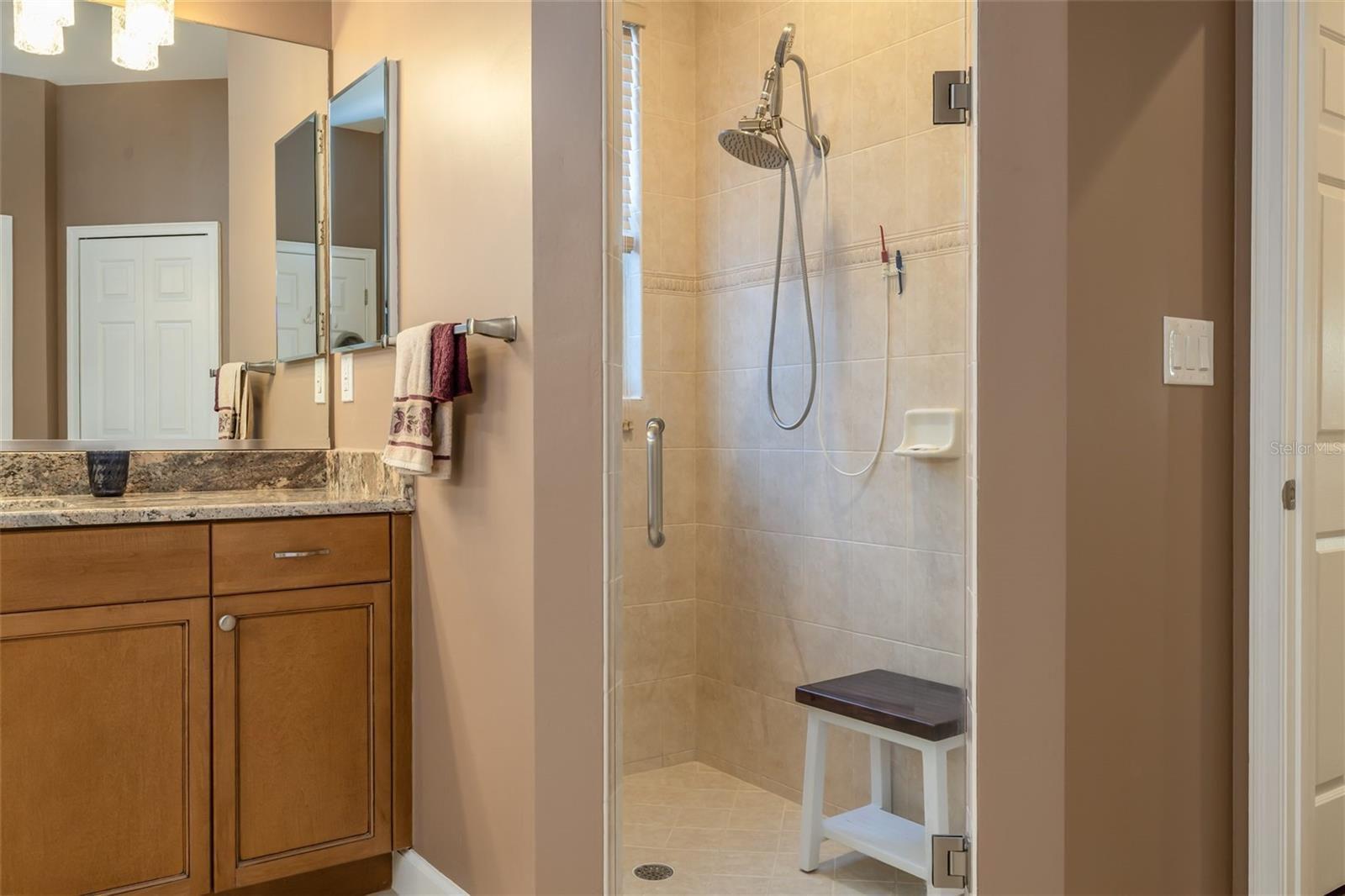 Image 25 of 48 For 312 Lake Victoria Circle