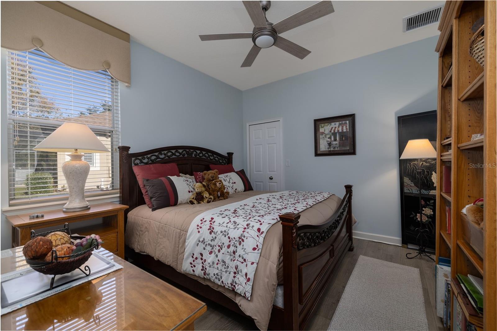 Image 29 of 48 For 312 Lake Victoria Circle