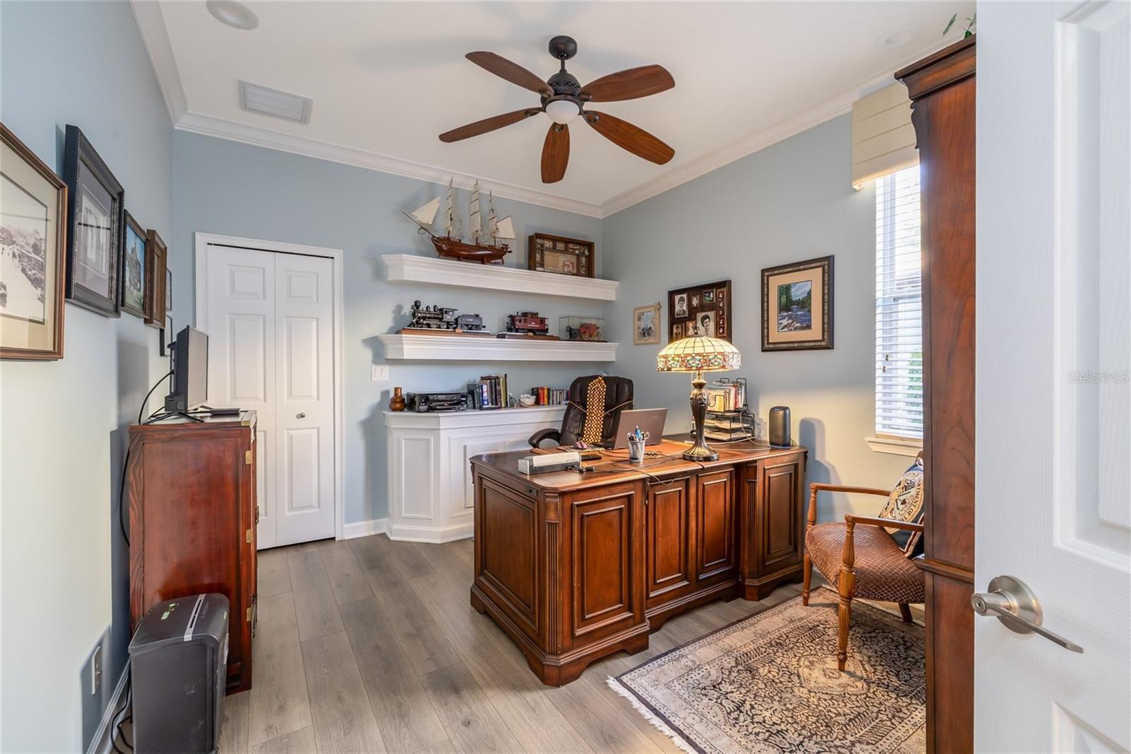 Image 35 of 48 For 312 Lake Victoria Circle