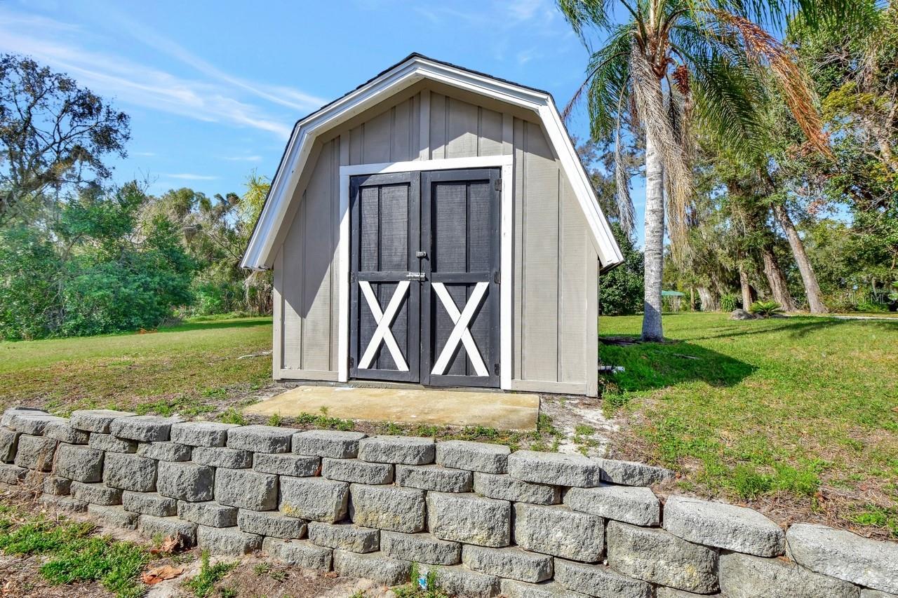 Image 42 of 50 For 129 Brooks Avenue