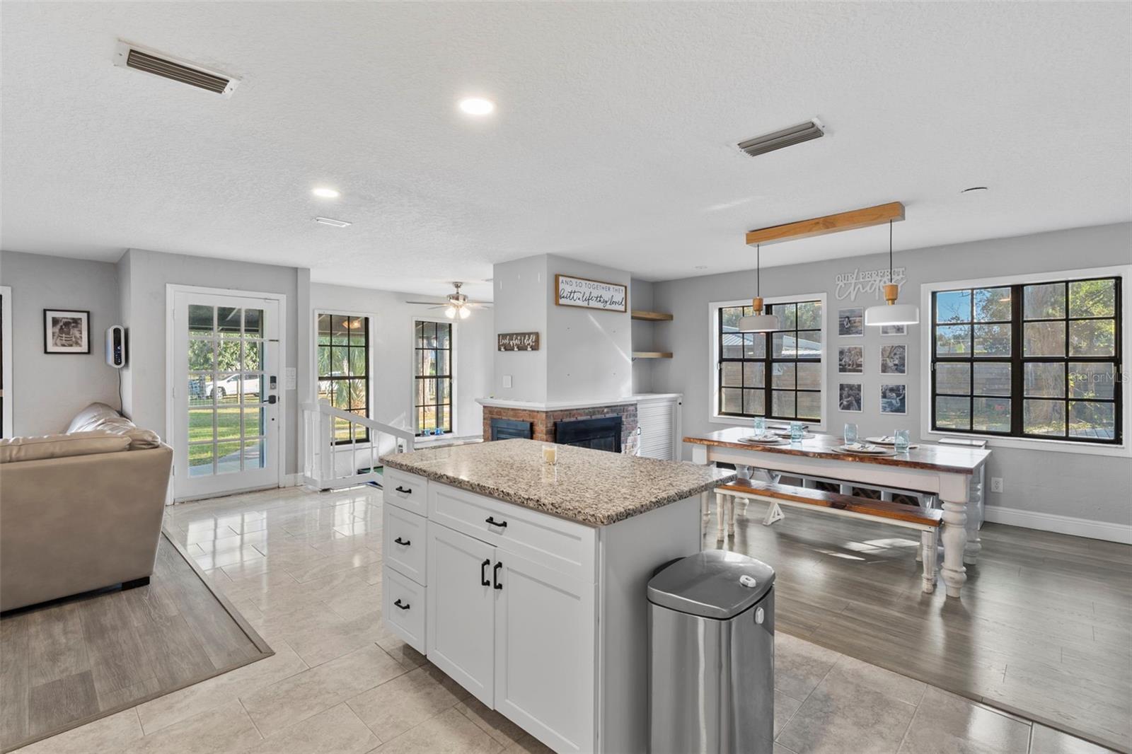 Image 6 of 36 For 212 Sheridan Avenue