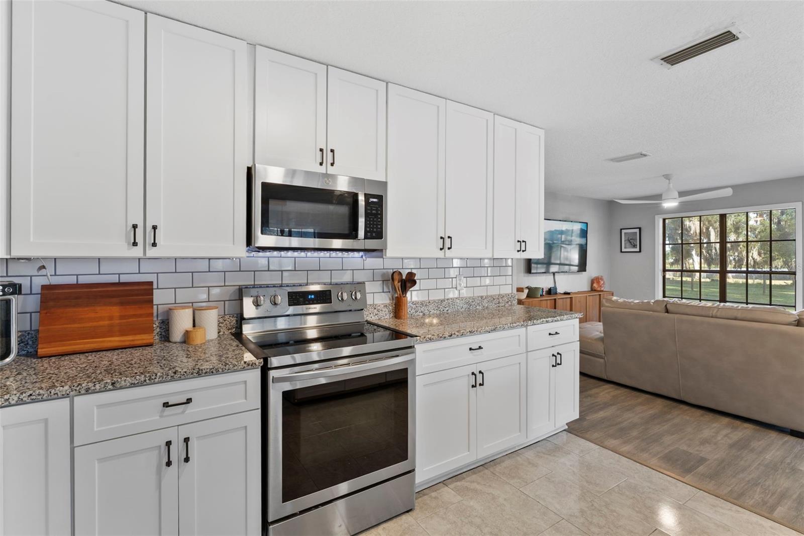 Image 9 of 36 For 212 Sheridan Avenue