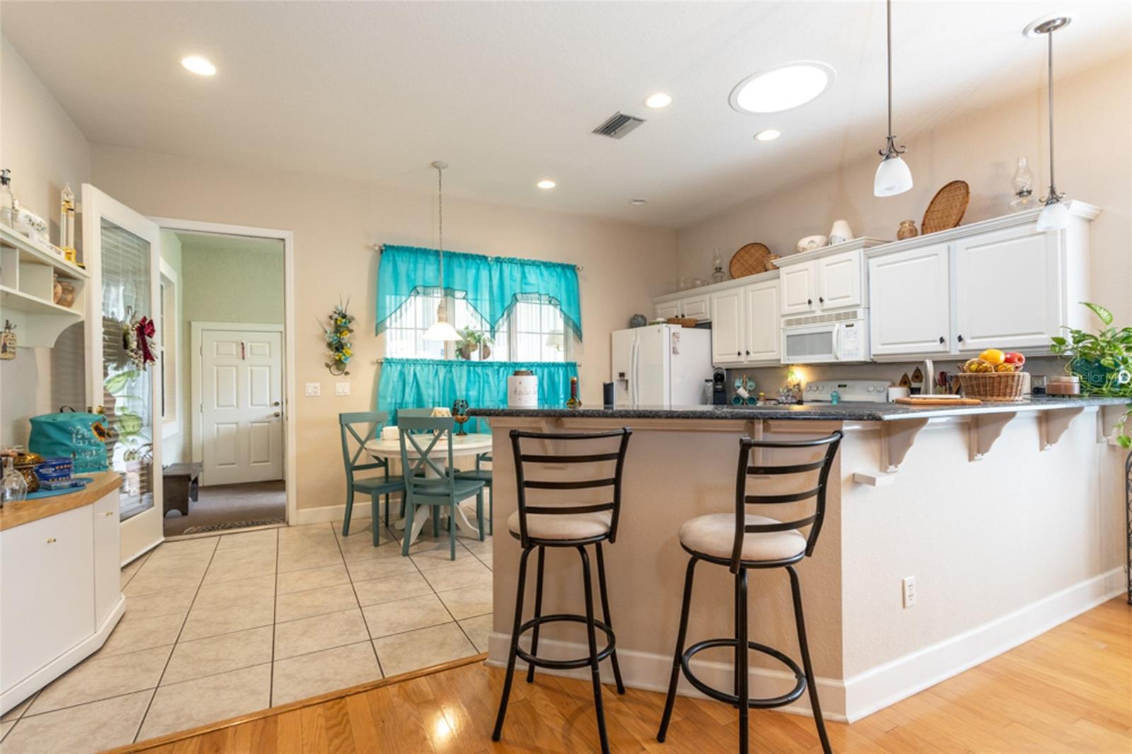 Image 5 of 36 For 3101 Inishmore Drive