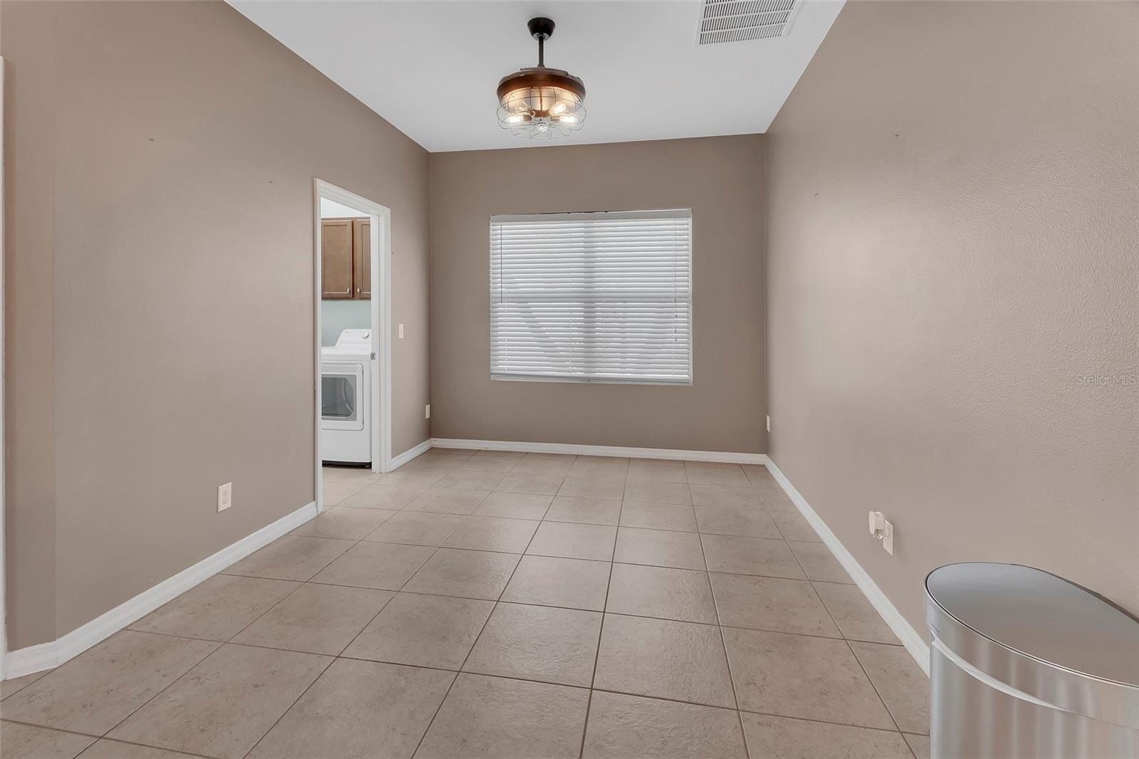 Image 14 of 60 For 1589 Blue Grass Boulevard