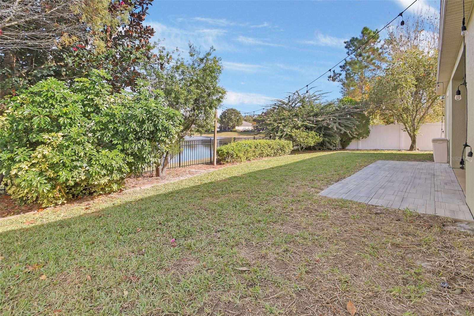 Image 43 of 60 For 1589 Blue Grass Boulevard