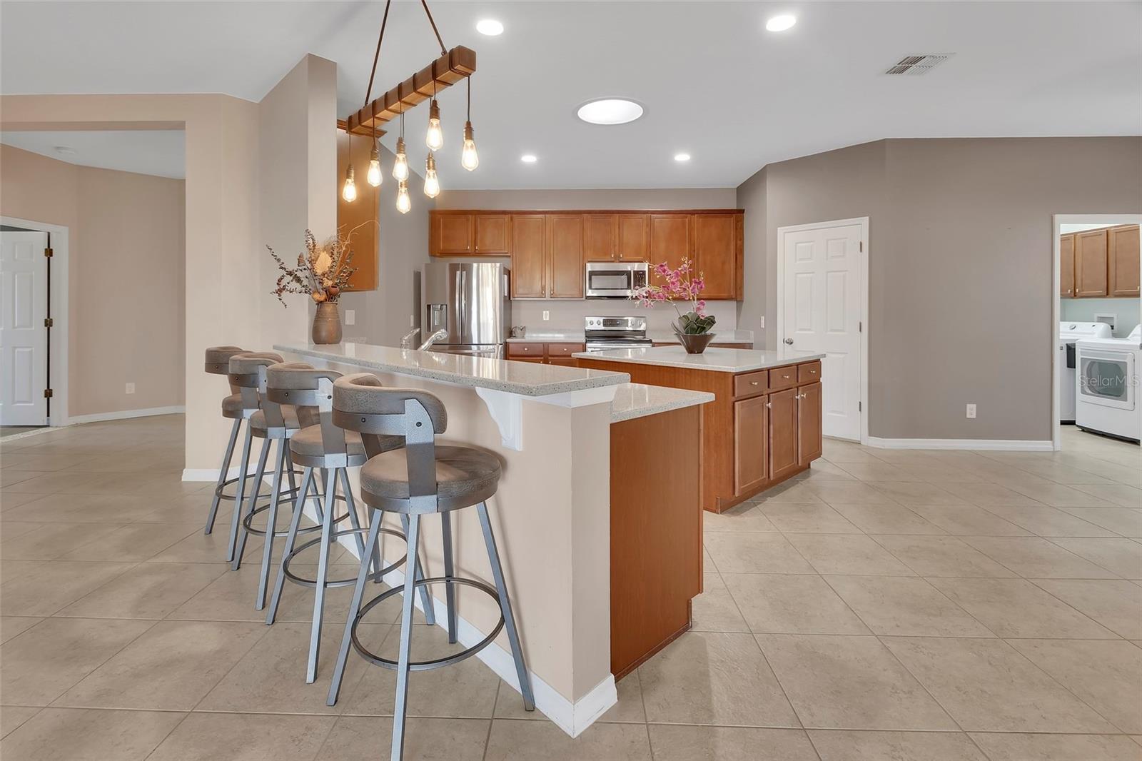 Image 8 of 60 For 1589 Blue Grass Boulevard