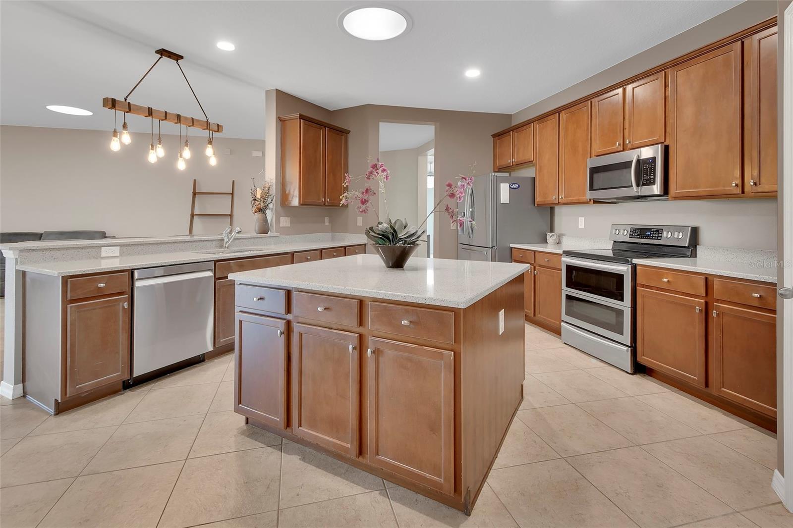 Image 9 of 60 For 1589 Blue Grass Boulevard