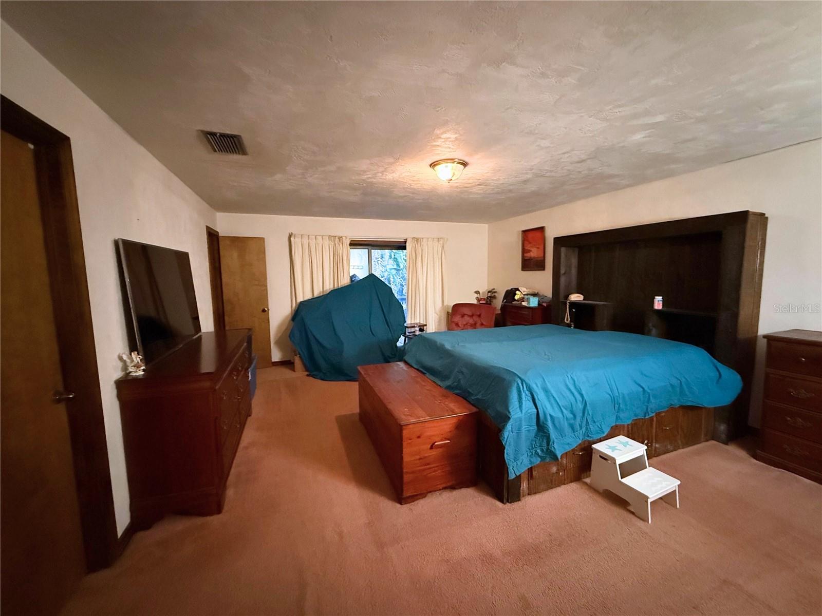 Image 23 of 43 For 1627 Decatur Avenue