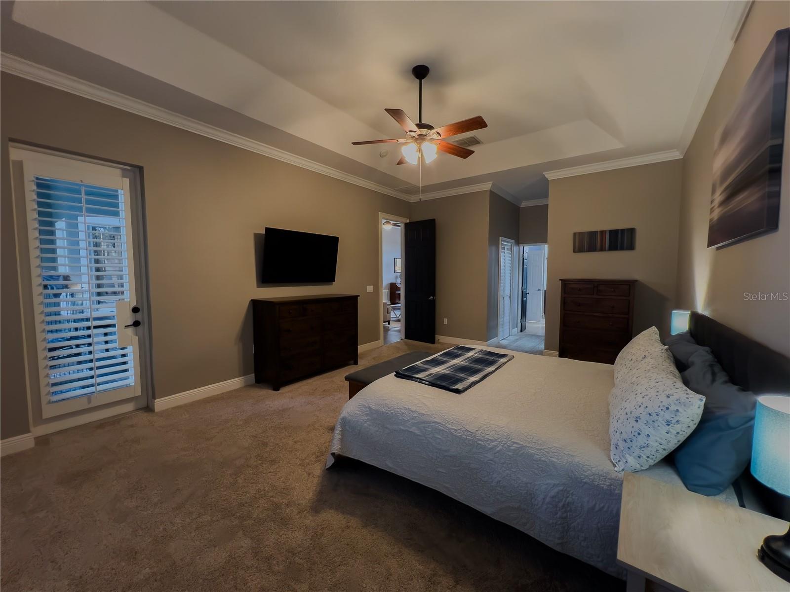 Image 16 of 42 For 410 Thoroughbred Way