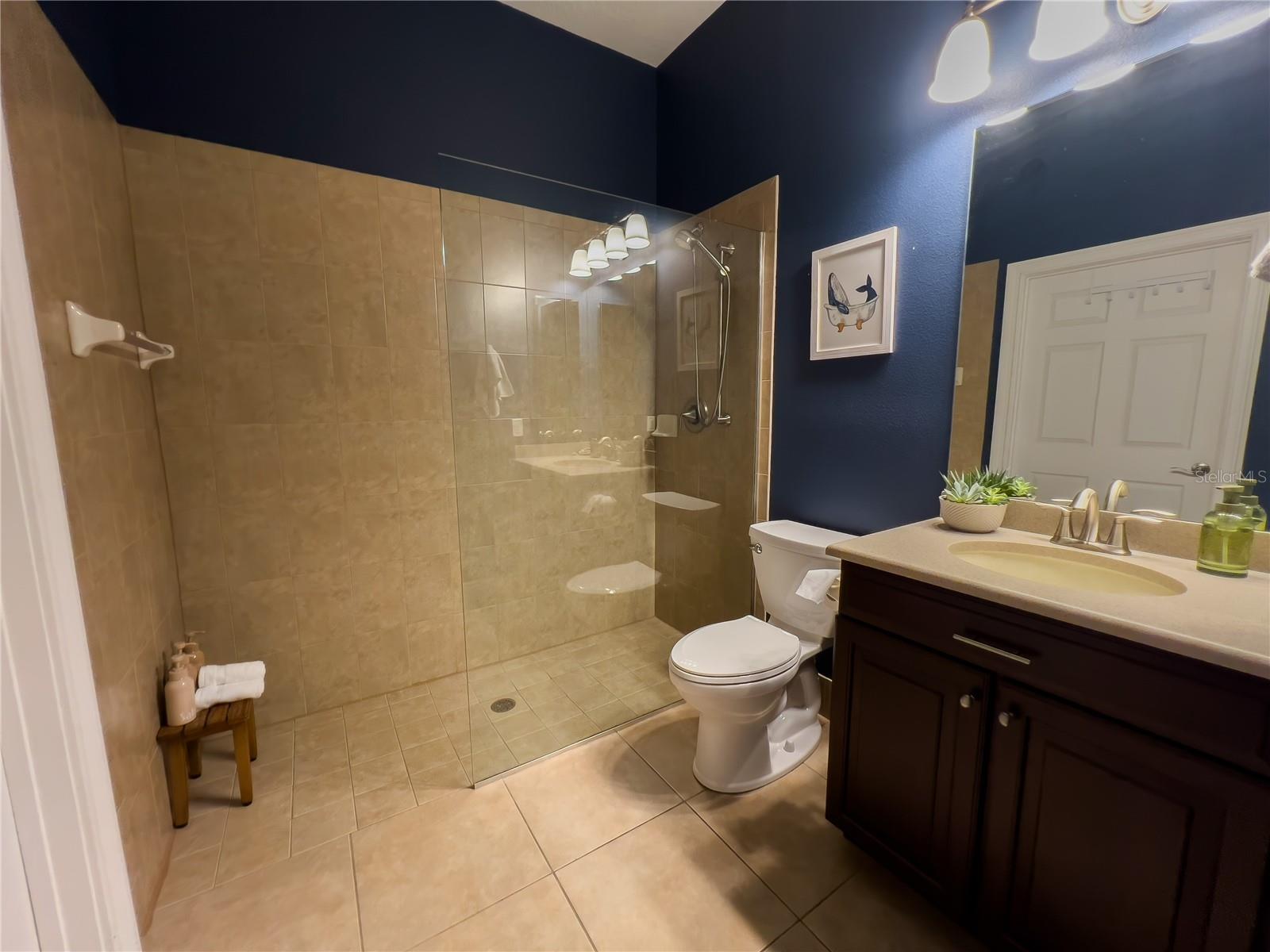 Image 23 of 42 For 410 Thoroughbred Way