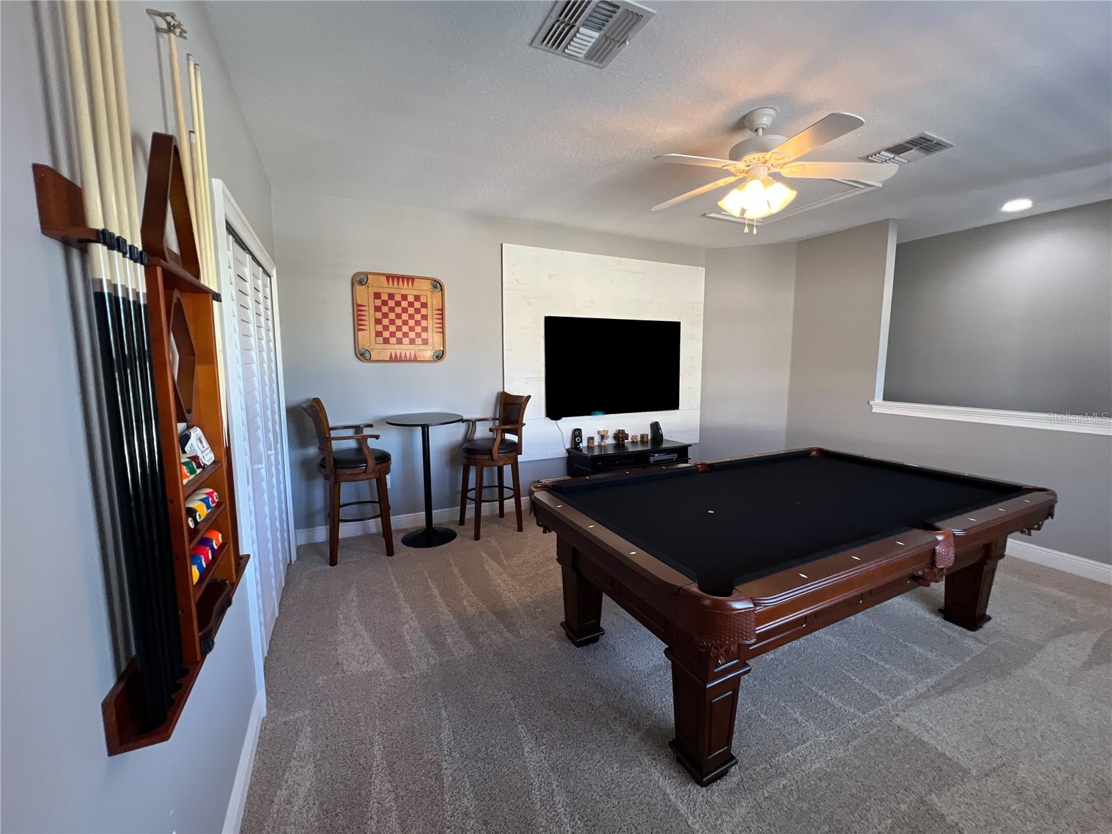 Image 29 of 42 For 410 Thoroughbred Way