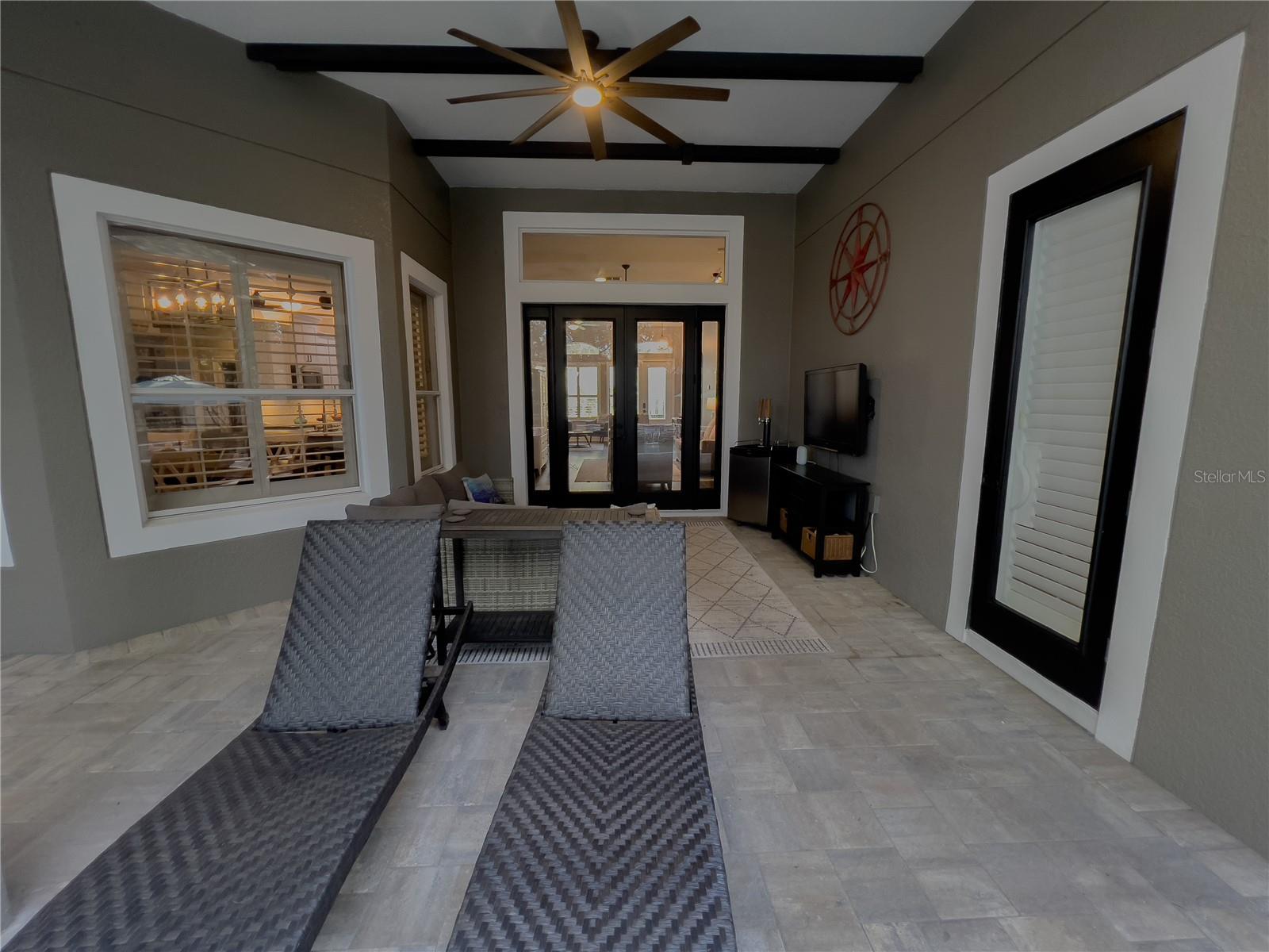 Image 37 of 42 For 410 Thoroughbred Way