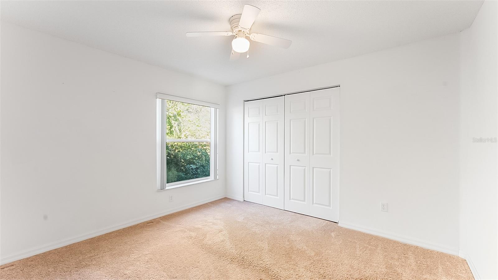 Image 16 of 24 For 8 White Hurst Lane