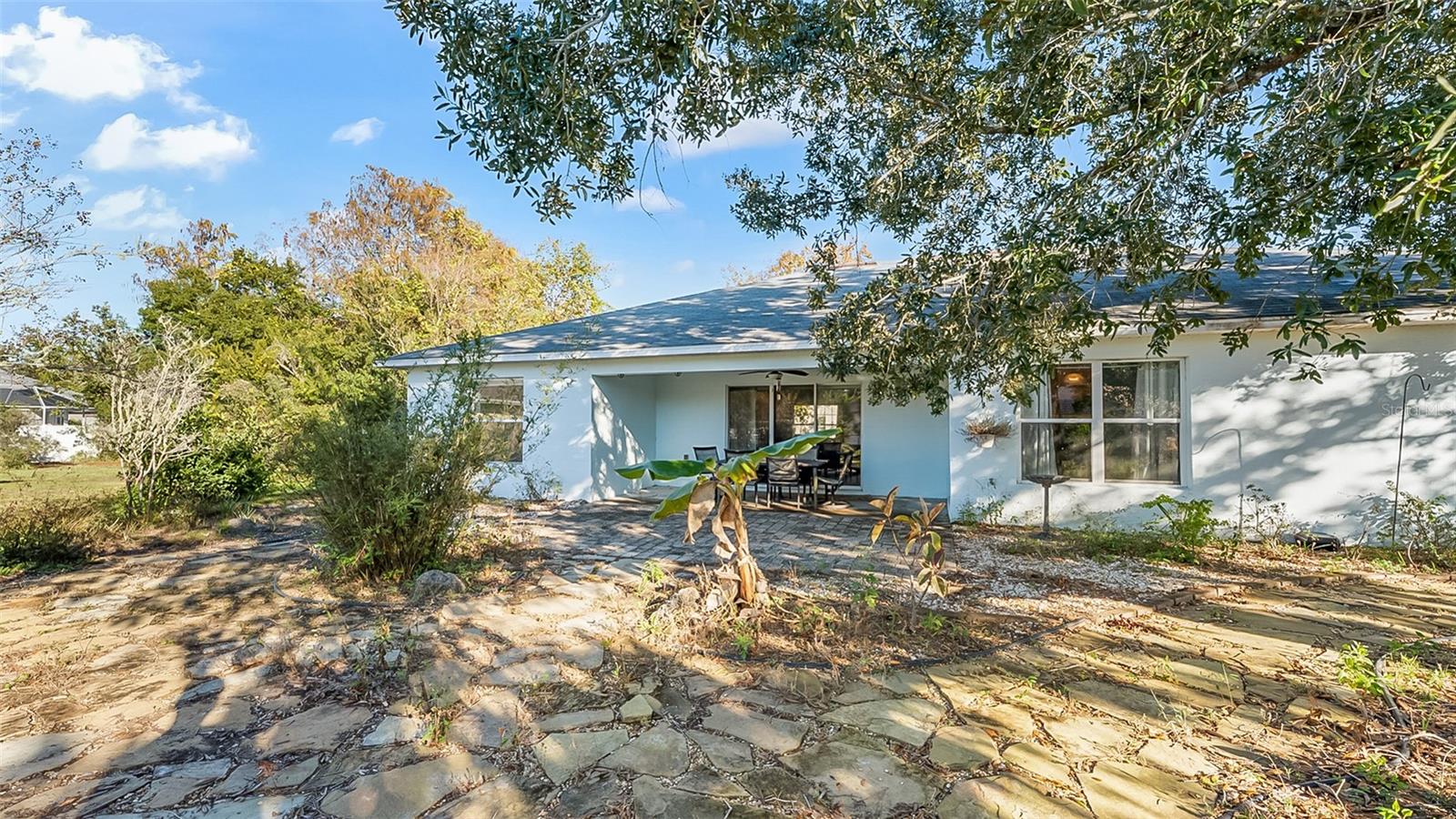 Image 22 of 24 For 8 White Hurst Lane