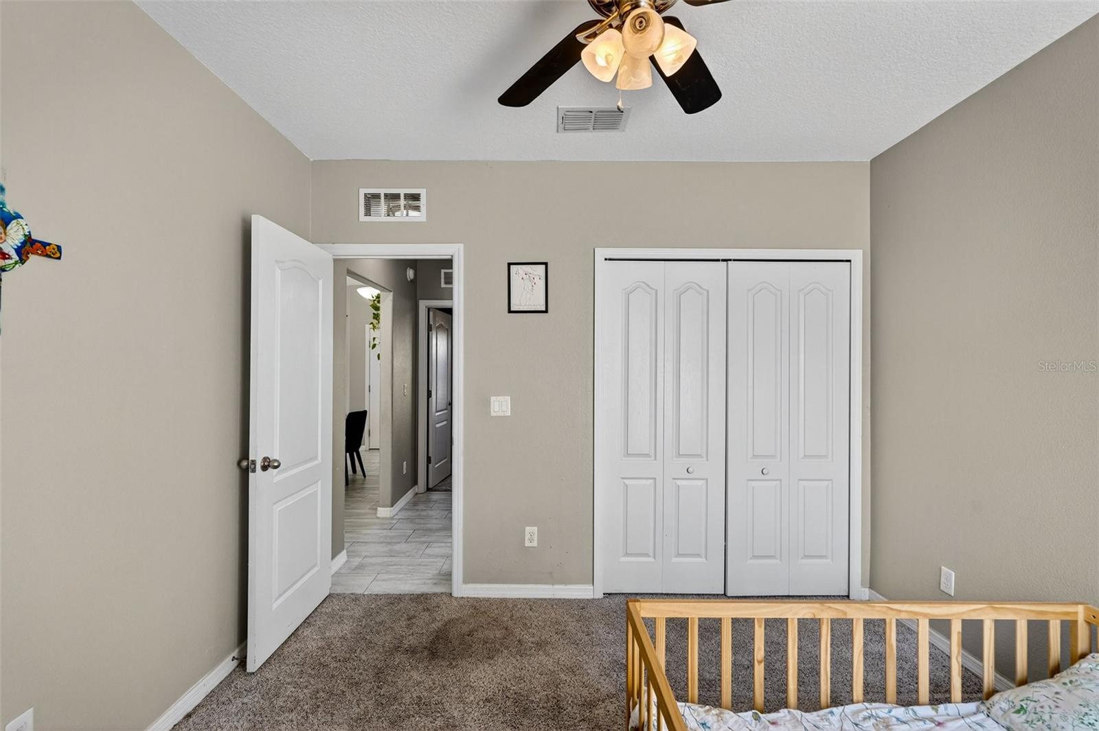 Image 14 of 46 For 5345 Oak Breeze Avenue