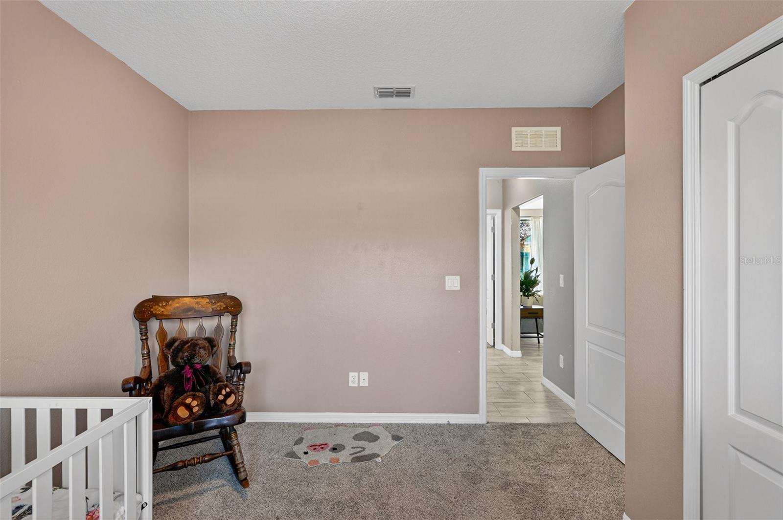 Image 17 of 46 For 5345 Oak Breeze Avenue