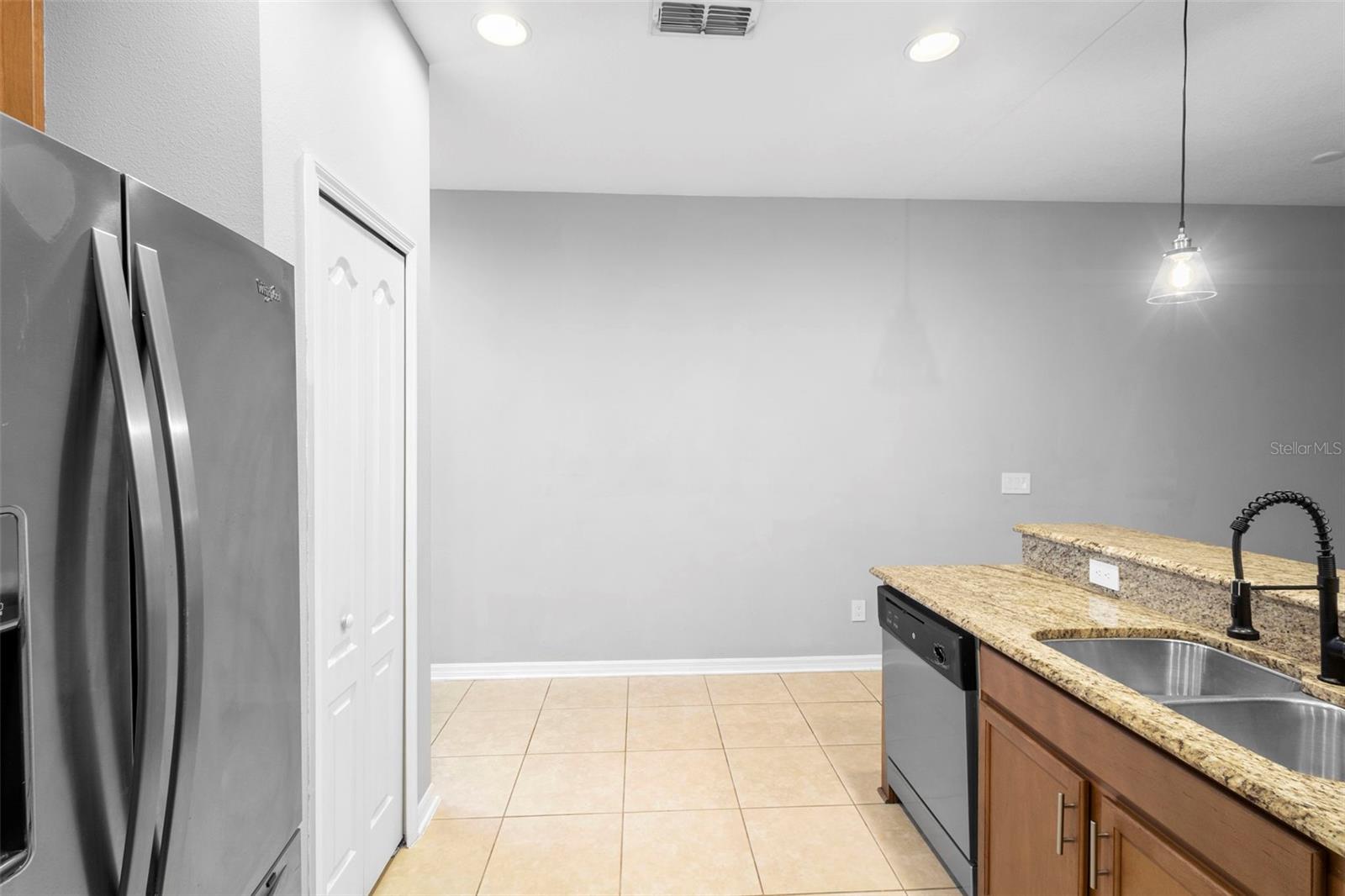 Image 20 of 46 For 9277 Shepton Street