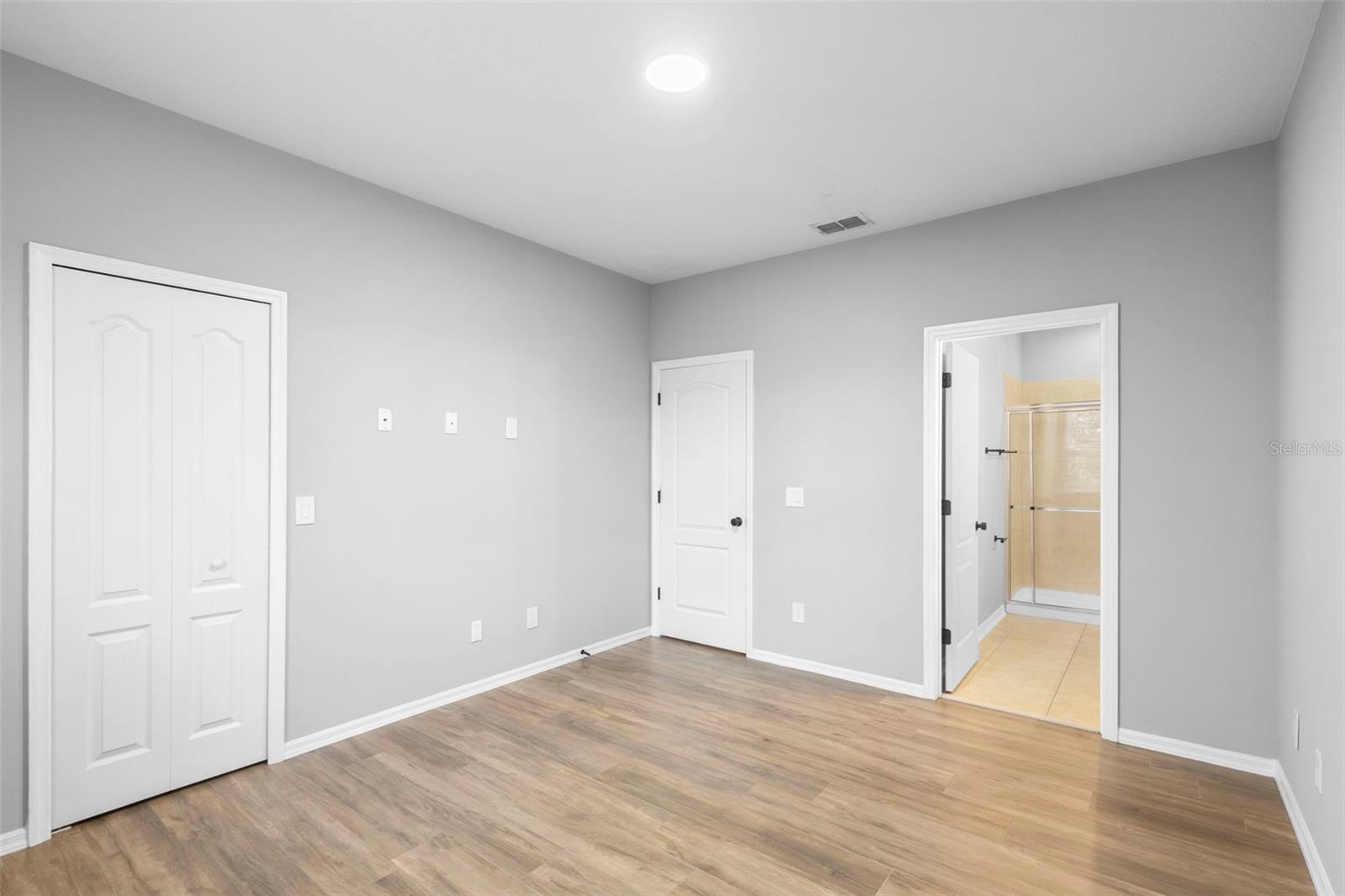 Image 29 of 46 For 9277 Shepton Street