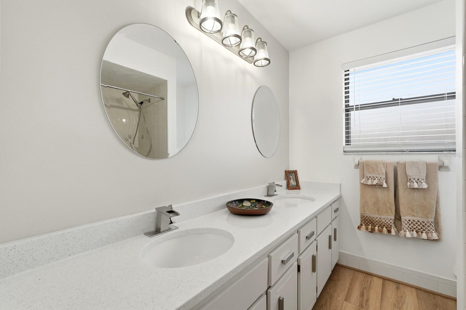 Image 38 of 65 For 1177 Dominion Court