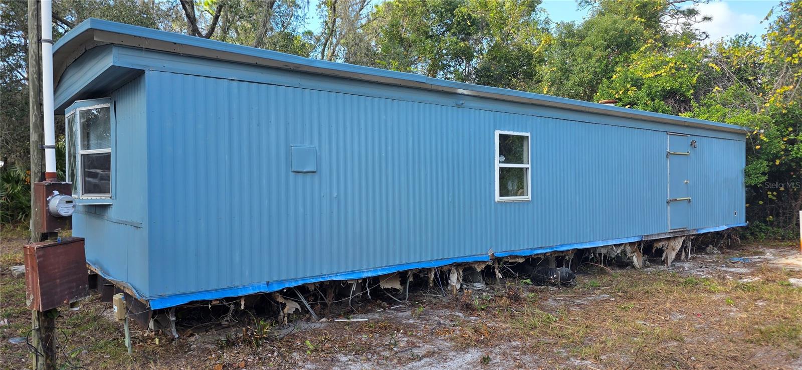 Image 16 of 38 For 27721 Nancy Avenue