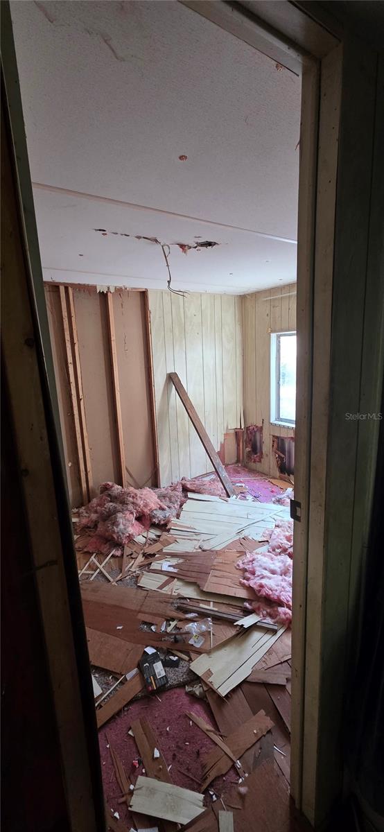 Image 36 of 38 For 27721 Nancy Avenue